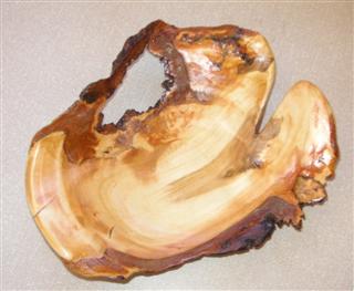 Natural edged bowl by Bernard Slingsby